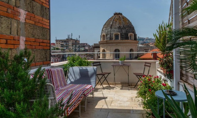 Naples City Centre Apartamento | Historic Naples Relais Le Terrazze
