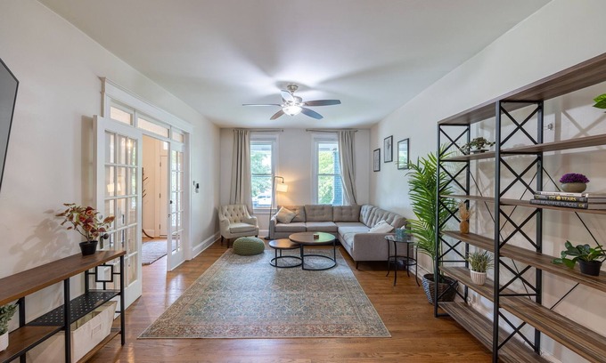 Petworth Casa | Historic NW DC Rowhome + Hot Tub 5 bed/3.5 bath