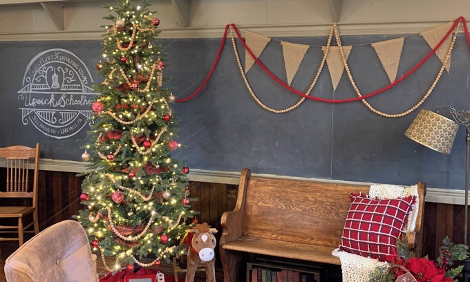 Lakeville Casa | Historic One Room Schoolhouse - 5 mins to Lake Wallenpaupack - Family & Friends