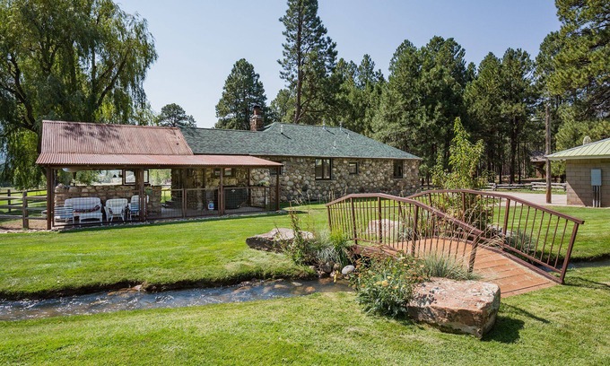 Durango - Purgatory Casa | Historic Pet Friendly Home on 3 acres w/AC between Durango and Purgatory