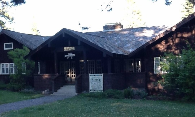 Downtown Klamath Falls Cabina | Histórico Point Comfort Lodge en el Upper Klamath Lago