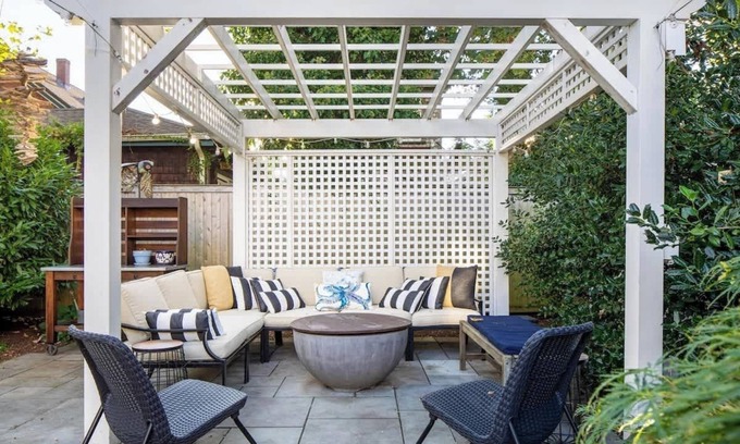 The Point Casa | Historic Point Home S