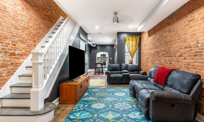 Highlandtown Casa | Historic Rowe House 2BR 2.5BA | Cityscape View by RedAwning