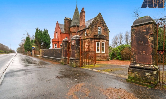 Wemyss Bay Casa | Historic Stunning 3 Bed Private Parking Near Railway Station