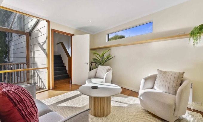 New Town Casa | Historic Toll House in a prime spot near the CBD