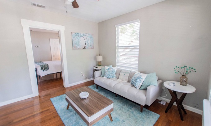 Historic Uptown Apartamento | Historic Uptown Vibes - 1/1 Apartment #4