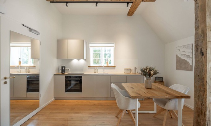 Ratekau Apartamento | Historic vacation loft near Timmendorf beach
