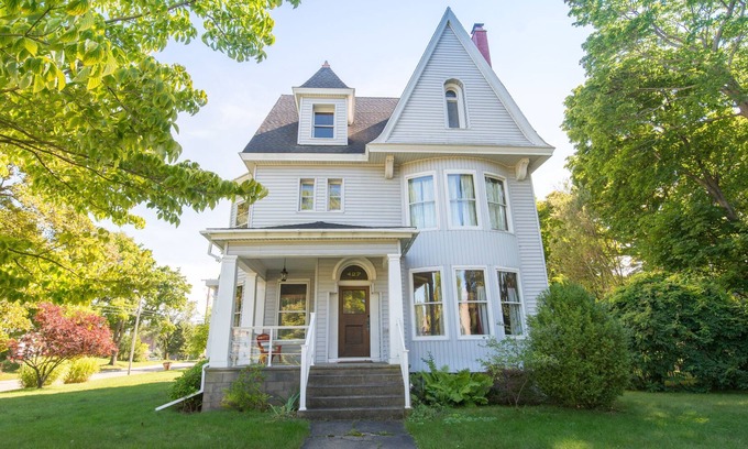 Manistee Casa | Históricos de las vacaciones Victorian Home - La Casa Blacker