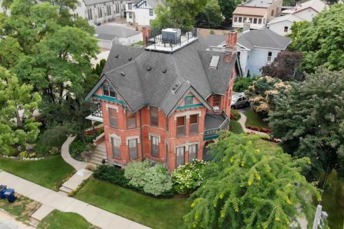 Bay City Cama Y Desayuno | Historic Webster House Bed and Breakfast Inn