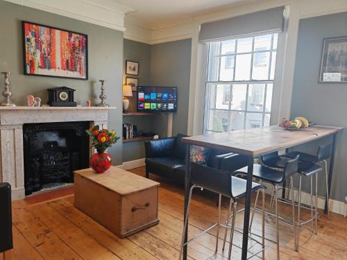 Winchester Apartamento | Historic Winchester Apartment
