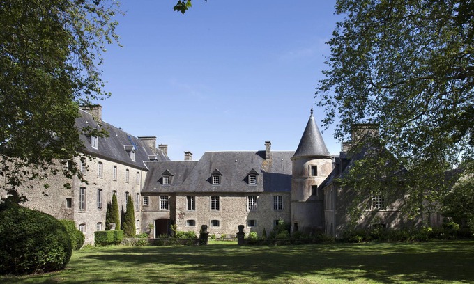 Hemevez Casa | Historical cottage at the château d'Hémevez