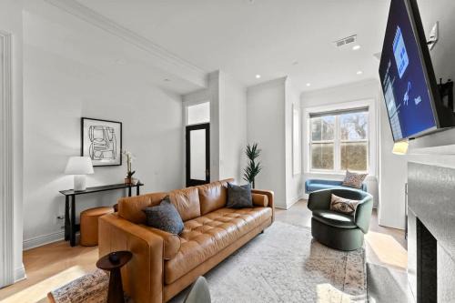 Bloomingdale Casa | Historical DC Luxury Home 5BR & 3 BA Bloomingdale #DCottage