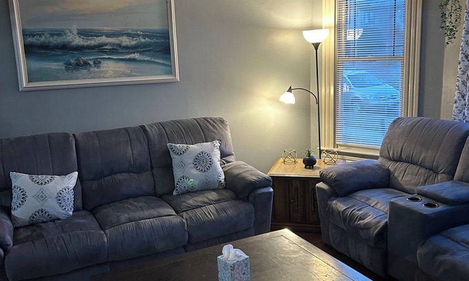 Olean Apartamento | Historical District Getaway [Lower]