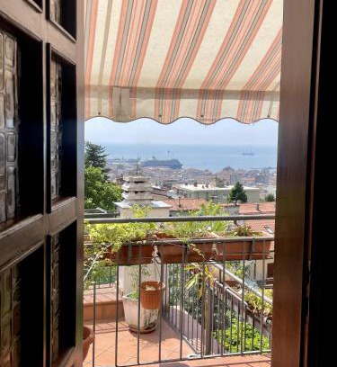 San Giovanni-Chiadino-Rozzol Apartamento | Historical House Le Pergole