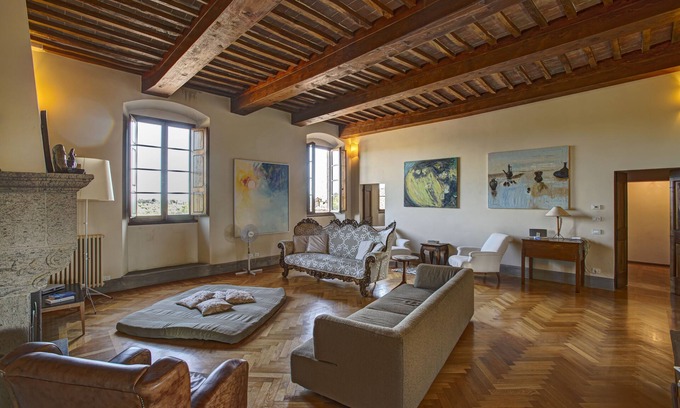 Colle di Val d'Elsa Apartamento | El edificio histórico de la villa medieval del siglo 15