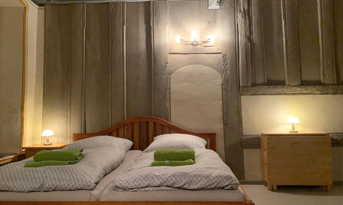 Kahla Apartamento | Historische Renaissance-Stube Kahla