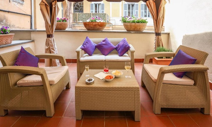 Rione XI Sant'Angelo Cama Y Desayuno | History Suite