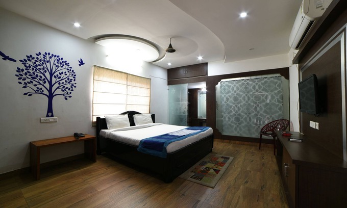 HITEC City Casa | Hitech Shilparamam Guest House