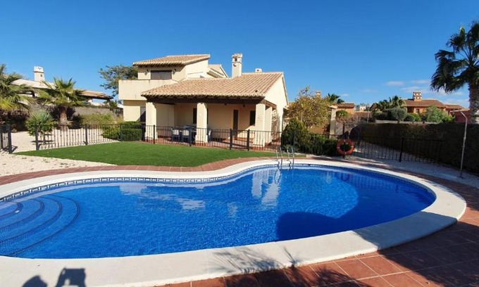 Corverica Villa | HL 017 ·HL 017 3 bedroom 2 bathroom, villa high standard