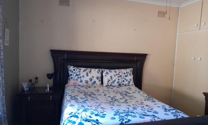 Pennington Apartamento | Hlelo's Guest house