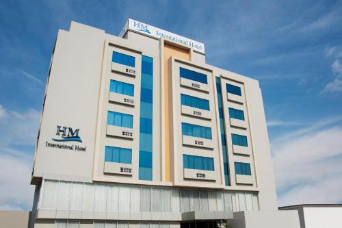 Barrio Kennedy Hotel | HM International Hotel