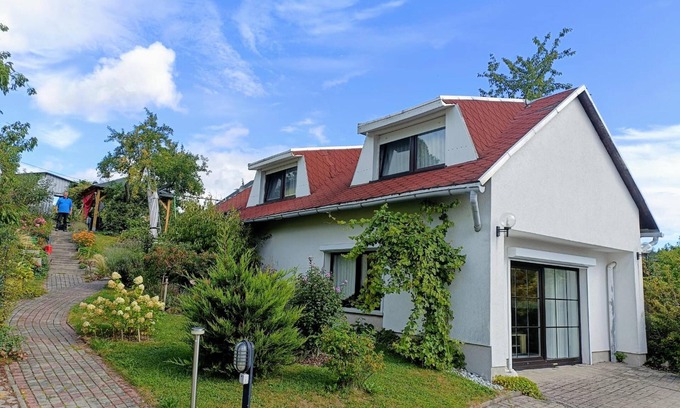 Emsetal Casa | Holiday home with garden in Thuringian Forest