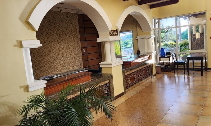 San Pedro Hotel | Hotel Palacio 10Minutes away from the airport, 26 Rooms ready &waiting for you..
