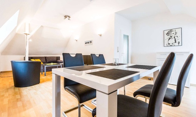Bensberg Apartamento | HÖ01 large apartment with dryer and washing machine
