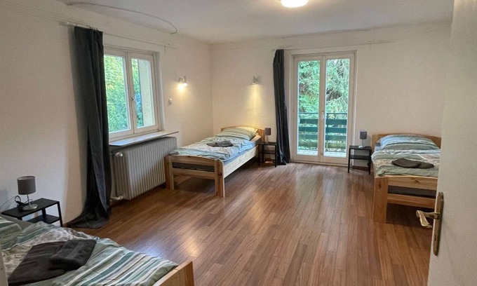 Unterreichenbach Apartamento | HÖ01 large apartment with dryer and washing machine