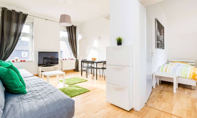 Eicken Apartamento | HÖ01 large apartment with dryer and washing machine