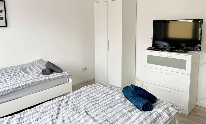 Lendersdorf Apartamento | HÖ01 large apartment with dryer and washing machine