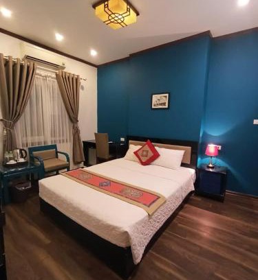 French Quarter Hotel | Hoan Kiem Lake Hotel Alley 22 Hàng Vôi