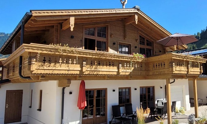 Rauris Apartamento | Hochalmbahnen Chalets Rauris 1-16 WE2, Maislaufeldweg 1p OG
