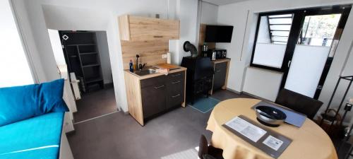 Kettig Apartamento | Hochwertiges Apartment mit 3 Räumen und Terrasse statt Hotelzimmer - Festung zu Ketghe, Nähe Koblenz
