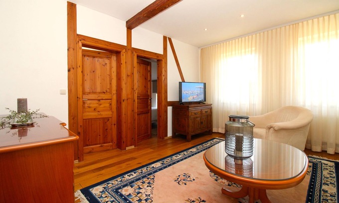 Kroepelin Apartamento | Hof Dornbusch WE 3: Insider tip for those seeking relaxation