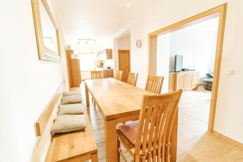 Niederberndorf Apartamento | Hof Köhne - Altes Bauernhaus - Bauernwohnung