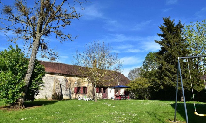 Saint-Maurice-sur-Aveyron Casa | Casa de vacaciones con jardín privado