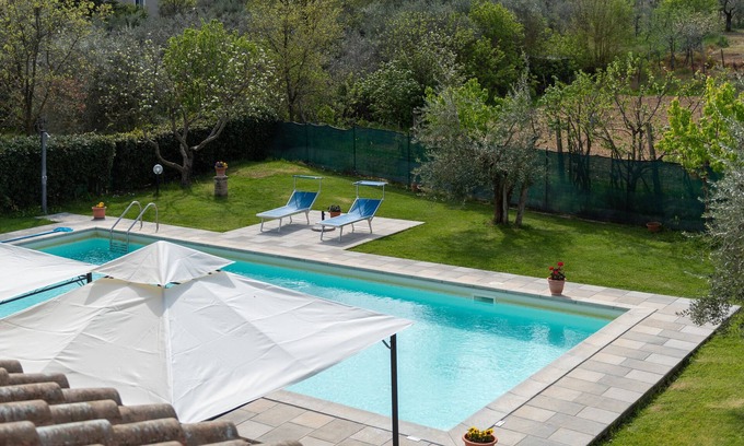 Ciggiano Casa | Casa de vacaciones "Ovaiola" con piscina compartida y Wi-Fi