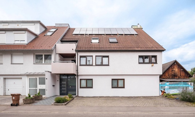 Kirchheim unter Teck Apartamento | Apartamento vacacional con balcón y Wi-Fi