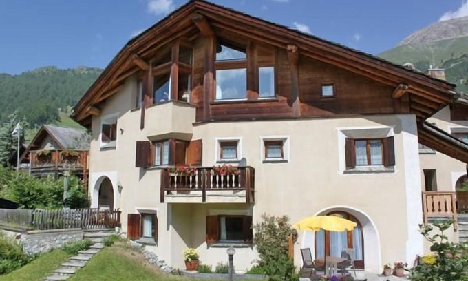 Celerina-Schlarigna Apartamento | Apartamento de vacaciones Celerina / Schlarigna para 1 - 2 personas - Apartamento
