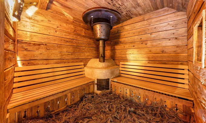 Trodena Apartamento | Apartamento vacacional 'Naturoase Stegerhof Margerite' con vistas a la montaña, piscina comunitaria y sauna