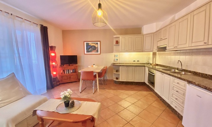Playa San Juan Apartamento | Apartamento vacacional "Casa Emma" con balcón y Wi-Fi