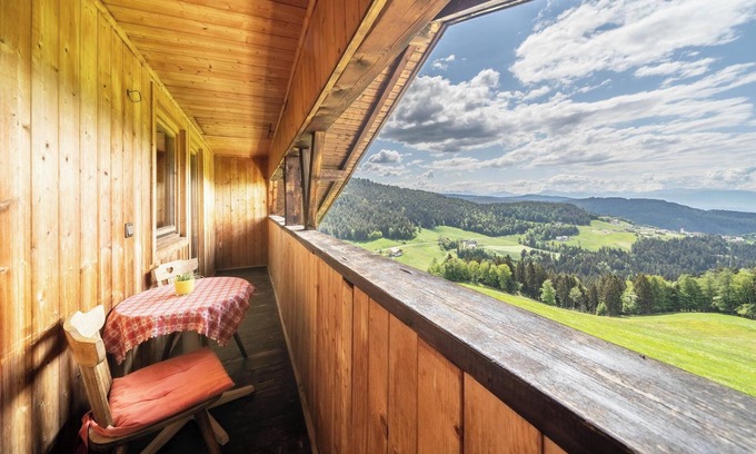 Verano Apartamento | Apartamento vacacional "Rotsteinhof Bergblick" con balcón y Wi-Fi