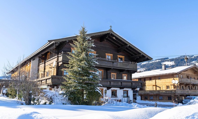 Feuring Apartamento | Holiday apartment with balcony on farm