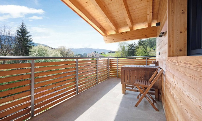 Riscone Apartamento | Apartamento vacacional "Haus Mader 1" con vistas a la montaña, terraza privada y Wi-Fi