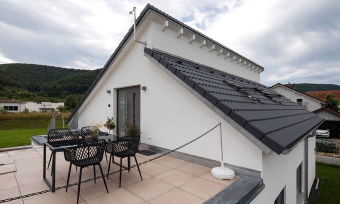 Bad Ditzenbach Apartamento | Apartamento vacacional '6' con vistas a la montaña, terraza privada y Wi-Fi