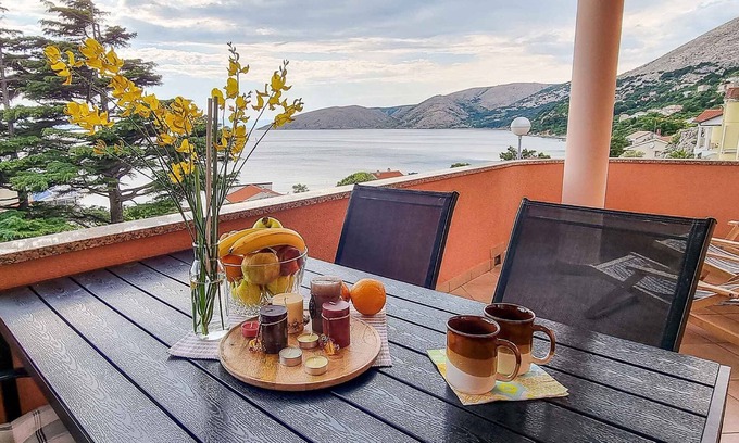 Stara Baska Apartamento | Apartamento vacacional 100 m del Adriático