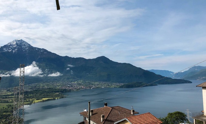 Burano Apartamento | Apartamento vacacional '4' con vistas al lago, piscina comunitaria y Wi-Fi