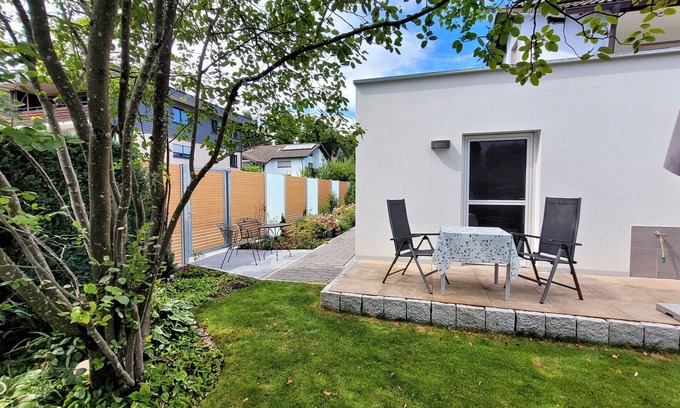 Murg Apartamento | Apartamento vacacional 'Am Hochrhein' con terraza privada, jardín compartido y wifi