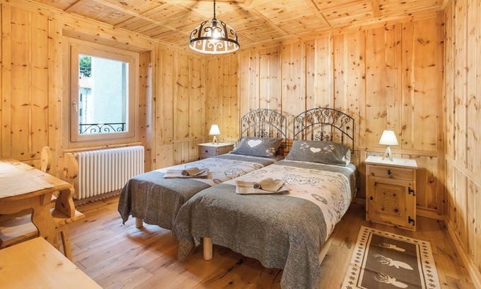 Isolaccia Apartamento | Apartamento vacacional "Casa Cecilia tra Bormio e Livigno" con vistas a la montaña y balcón